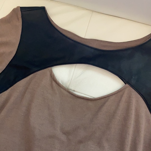 DONNA MIZANI CUT OUT SWEATER - Picture 2 of 6